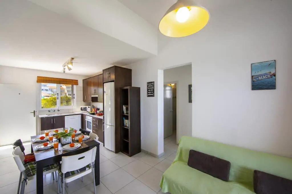 Green Bay Penthouse 2 بروتاراس المظهر الخارجي الصورة